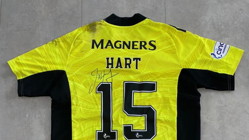 Joe Hart match-worn Celtic top (signed) - a Sports crowdfunding