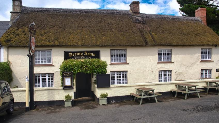 The Drewe Arms Community Pub